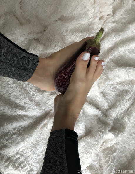 Perfectteenfeet