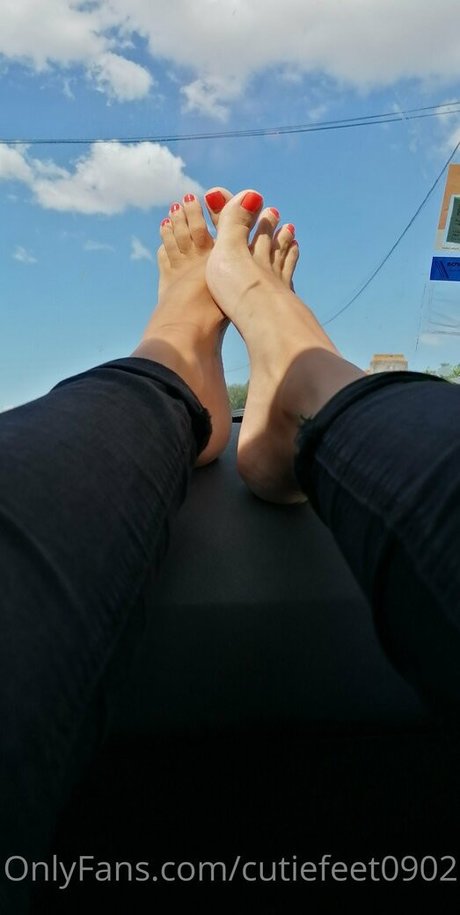 Cutiefeet0902