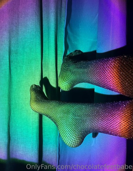 Chocolatefeetbabe