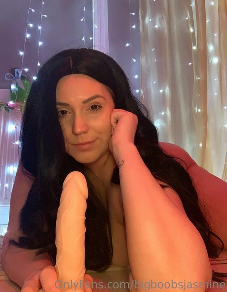Bigboobsjasmine