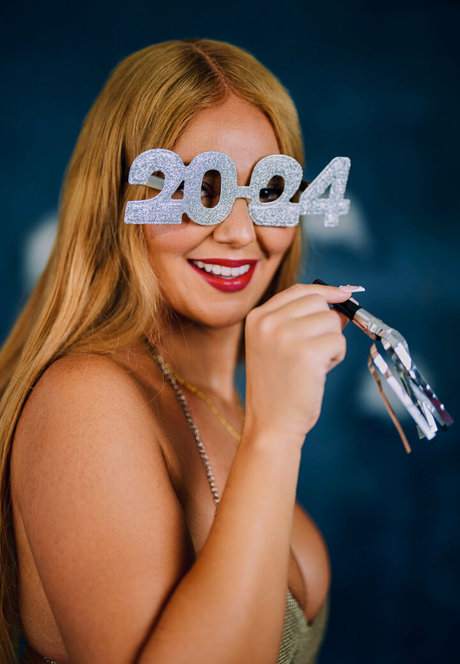 Pamelaalexandrasurprise