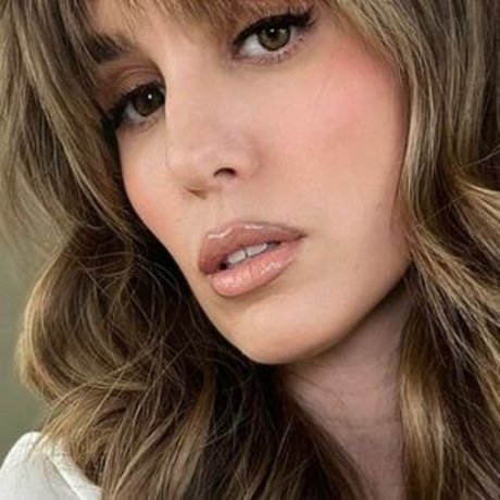 Christy Carlson Romano