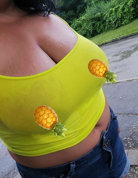 Curvycarla  nude leaked OnlyFans photo