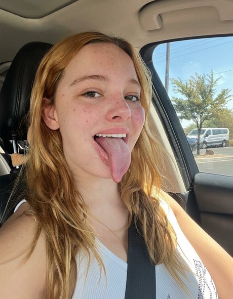Long Tongue Fetish