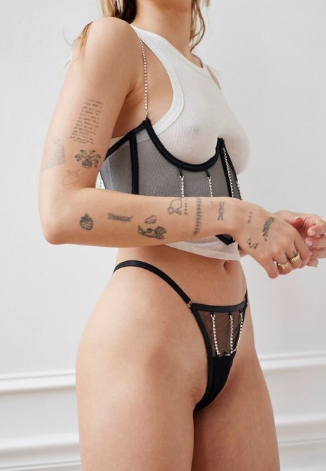 Lindsay Vrckovnik Linmick