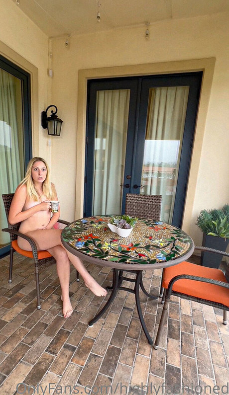 Highlyfashioned Hayley