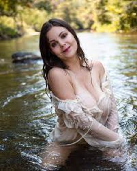 Rachelle Chelle Smith