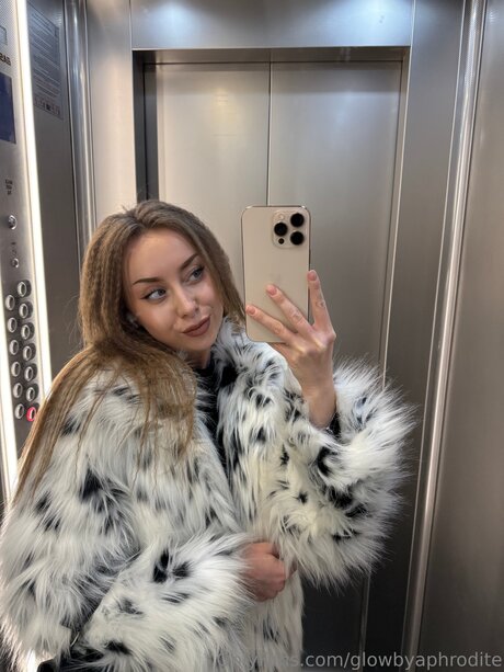 Glowbyaphrodite  nude leaked OnlyFans photo