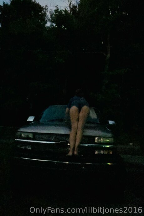 Lilbitjones2016