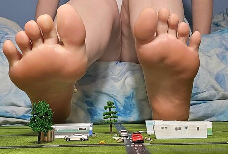 Dawnofthegiantess