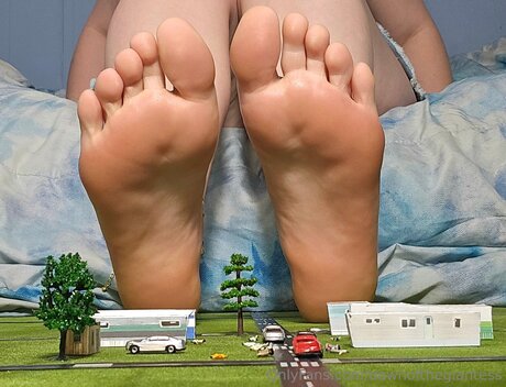 Dawnofthegiantess