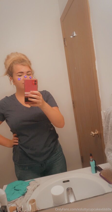 Xsluttycupcakex6669x