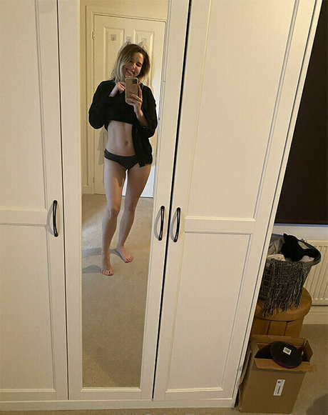 Samanthaflairofficial