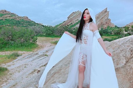 Tina Guo