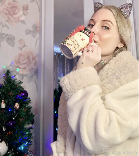 Ittybittyprettykittyfree