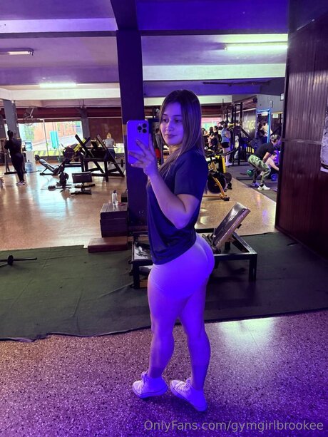 Gymgirlbrookee