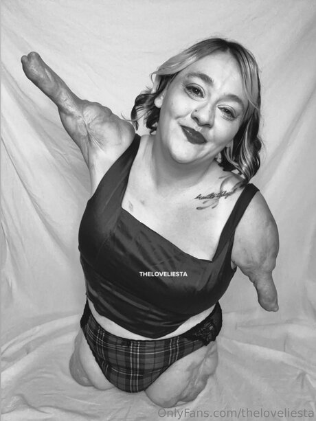Theloveliesta