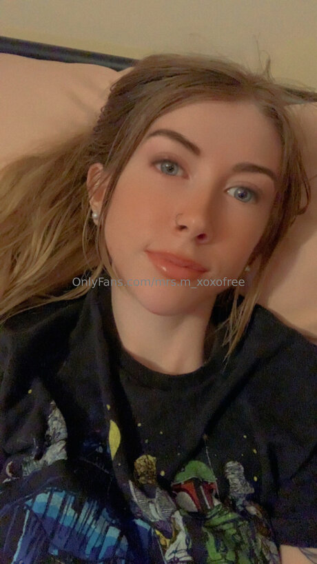 Mrs M Xoxofree