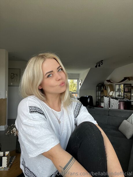 Bellablondofficial