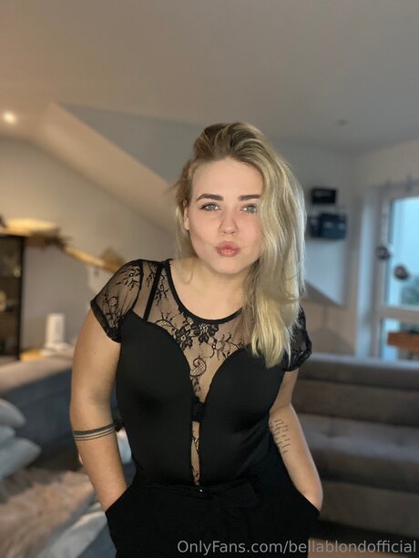 Bellablondofficial