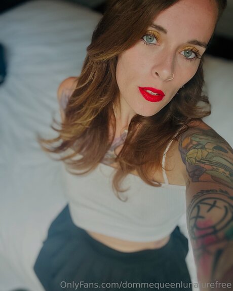 Dommequeenlunalurefree