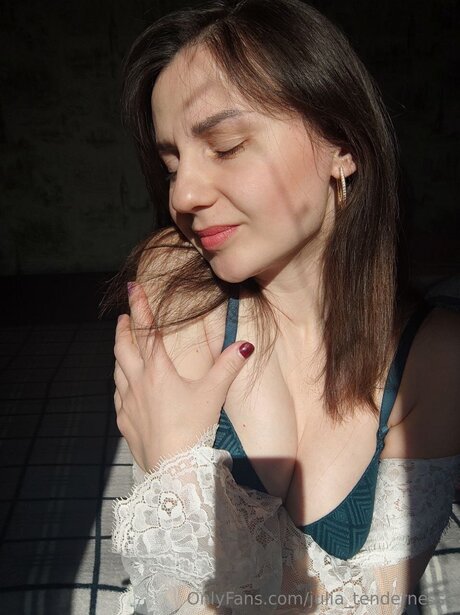 Julia Tendernesss