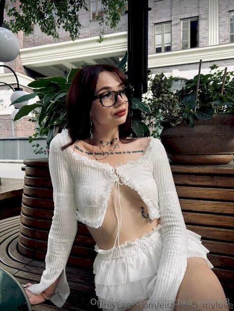 Lollitochka Virgin18