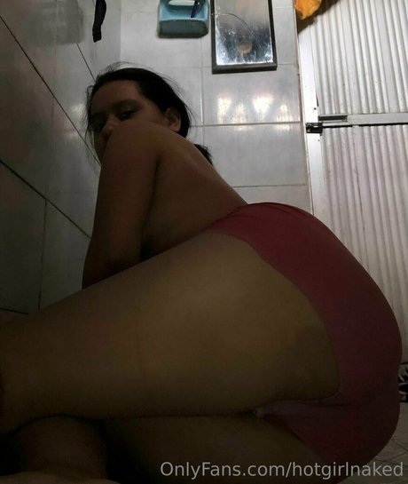 Hotgirlnaked