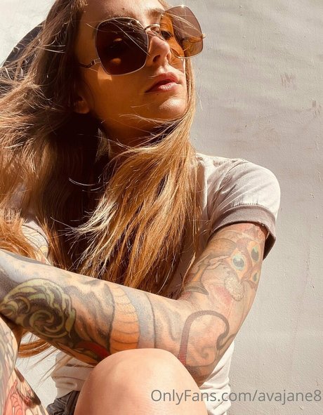 Avajane8