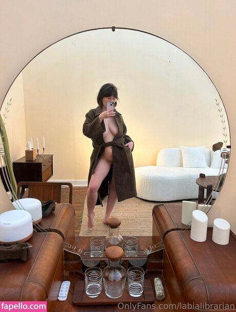 Labia Librarian