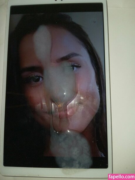 Alexandra Saint Mleux