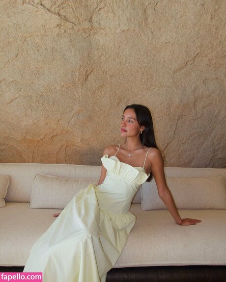 Alexandra Saint Mleux