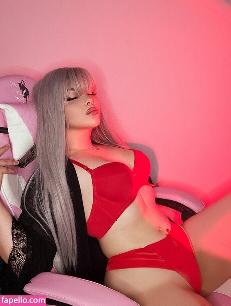 Glitchedegirlcosplay