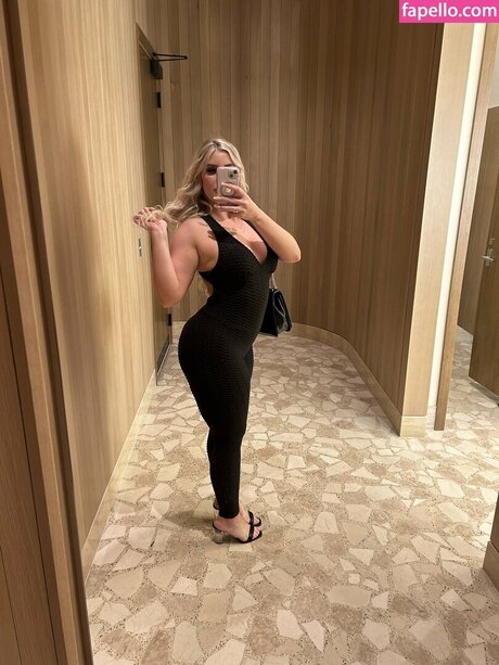 Thickbarbiegirl