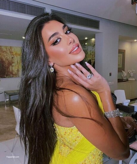 Yasmine Sabri  nude leaked OnlyFans photo