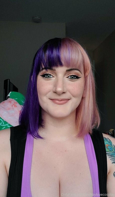 Lindsaylovecosplay