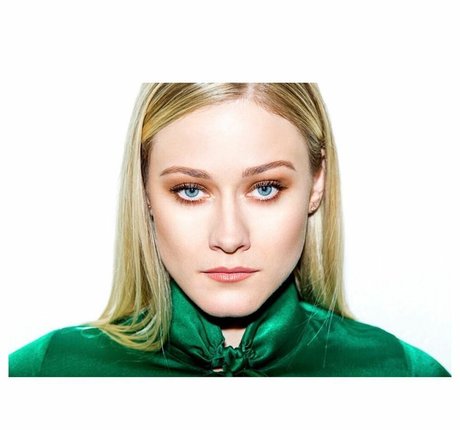 Olivia Taylor Dudley