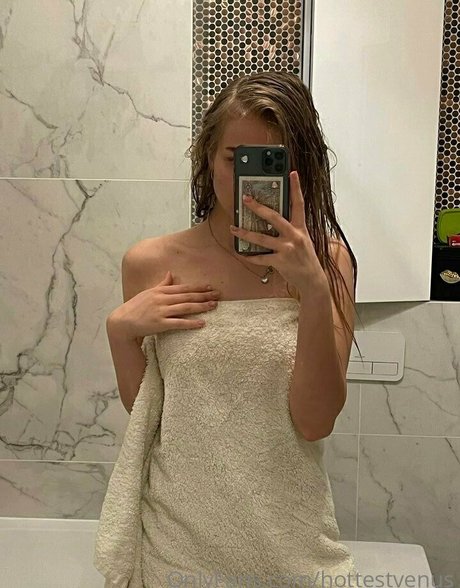 Hottestvenus  nude leaked OnlyFans photo