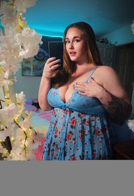 Neon Kitten  nude leaked OnlyFans photo