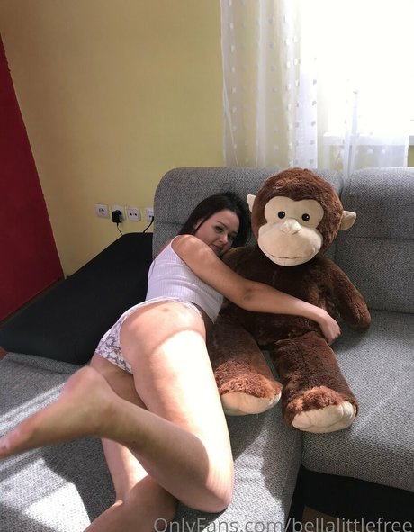 Bellalittlefree22