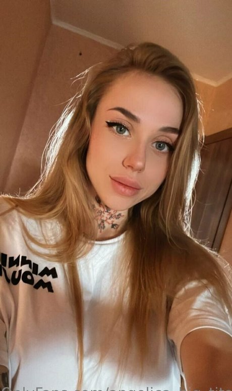 Angelicabigtits