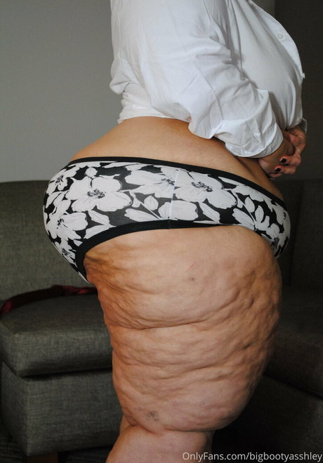 Bigbootyasshley