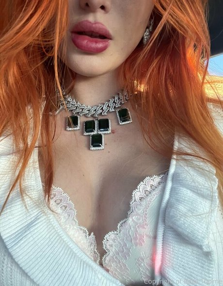 Bella Thorne