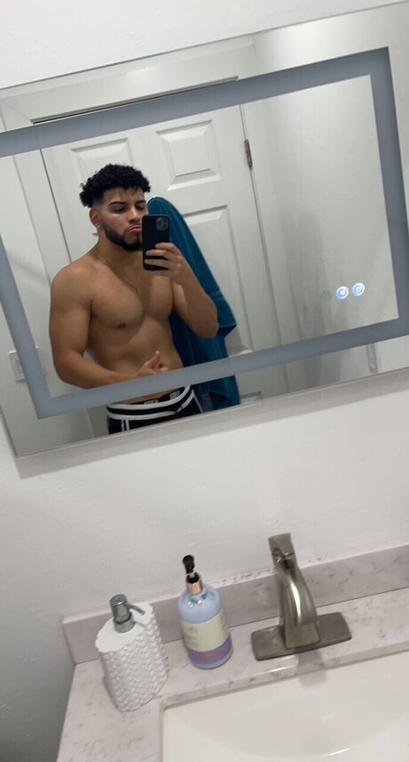 Theletojr123  nude leaked OnlyFans photo
