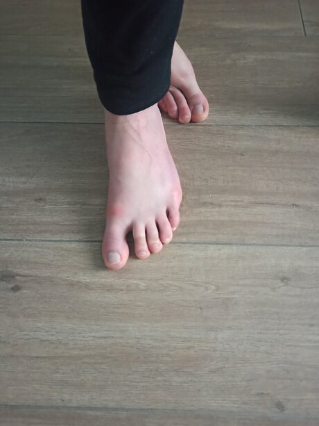 Onlyfeet  nude leaked OnlyFans photo