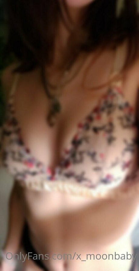 Xmoonbaby