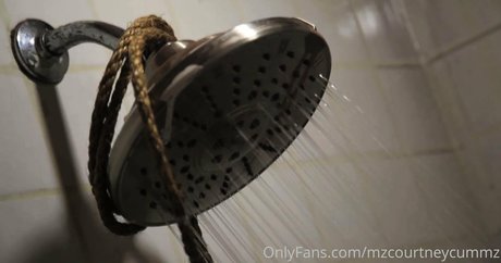 Mzcourtneycummz