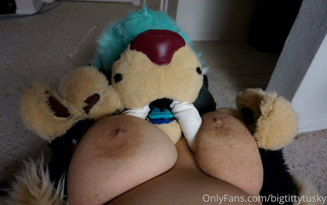 Bigtittytusky