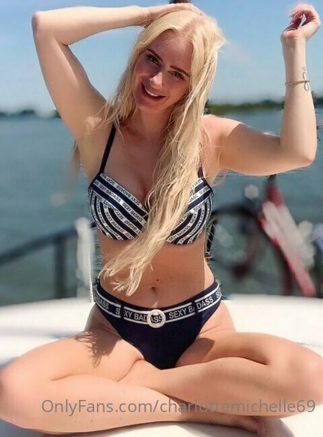 Charlottemichelle69
