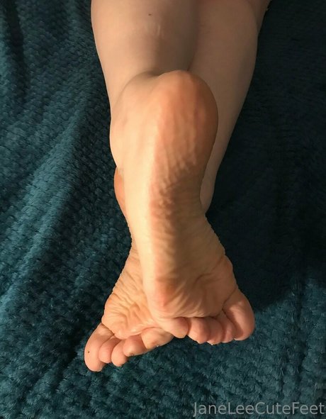 Janeleecutefeet